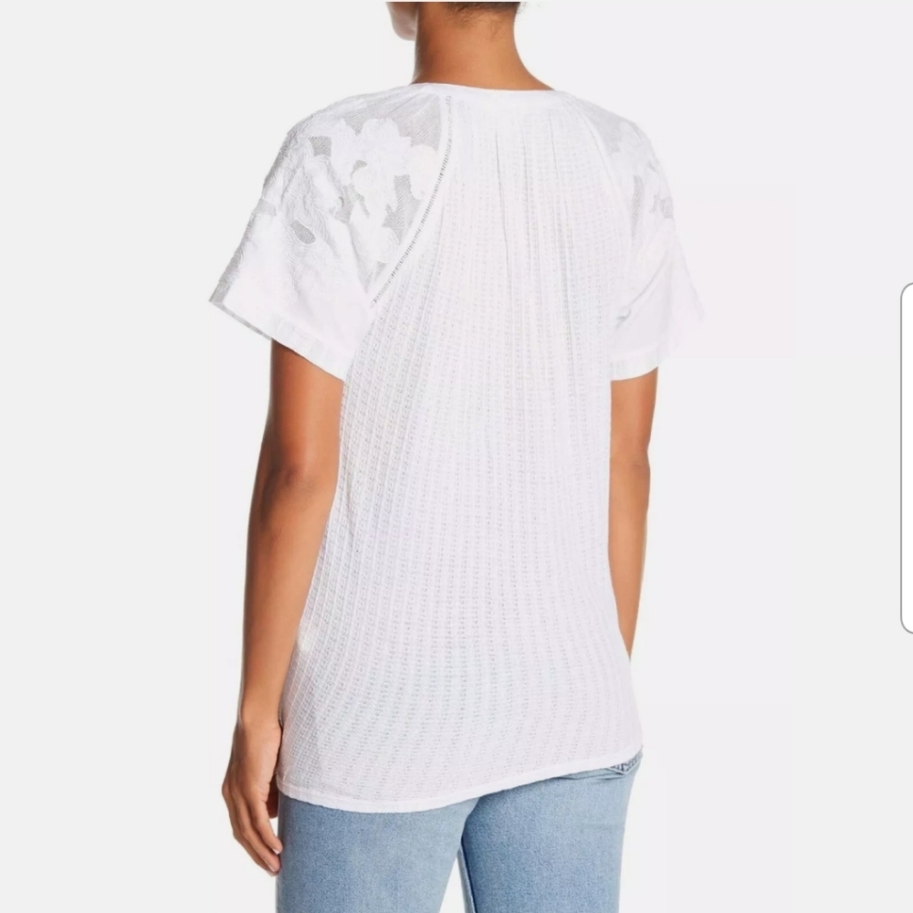 Lucky Brand White Embroidered Floral Sleeve Top - Picture 2 of 8
